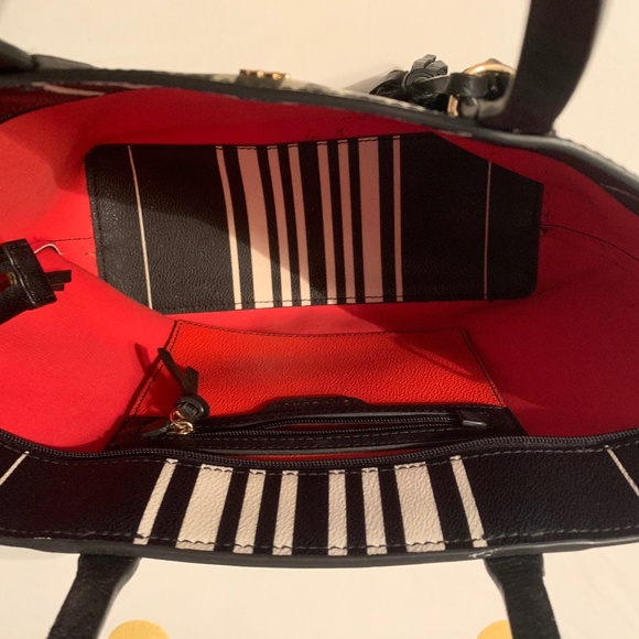 Tori Burch Kerrington Striped Tassel Tote - Picture 10 of 11